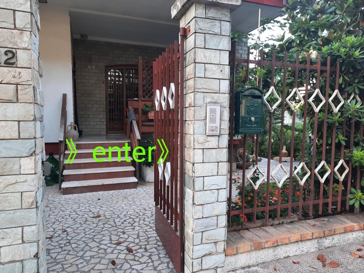 Вилла Residenza Nisio Бари Экстерьер фото